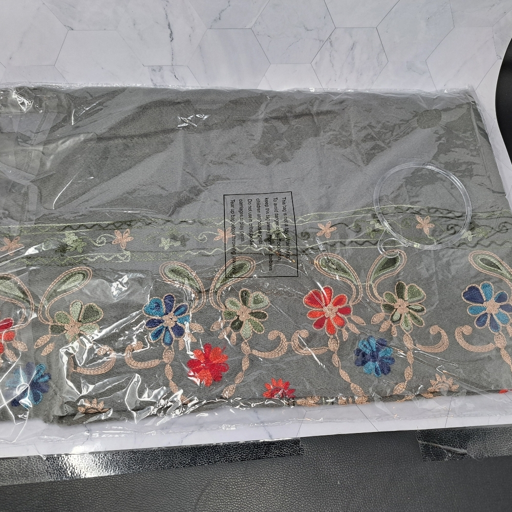 Jessica McClintock Floral Embroidered Fringe Shawl-Scarf 72x 30" Several Colors - Picture 6 of 9